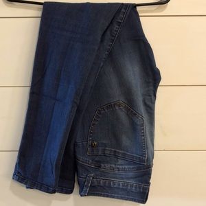 Democracy Jeans, Ab solution